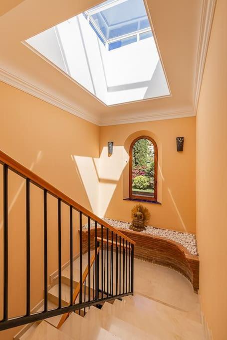 Villa Tranquil 3 Bed With Private Pool + Sea View! Benalmádena