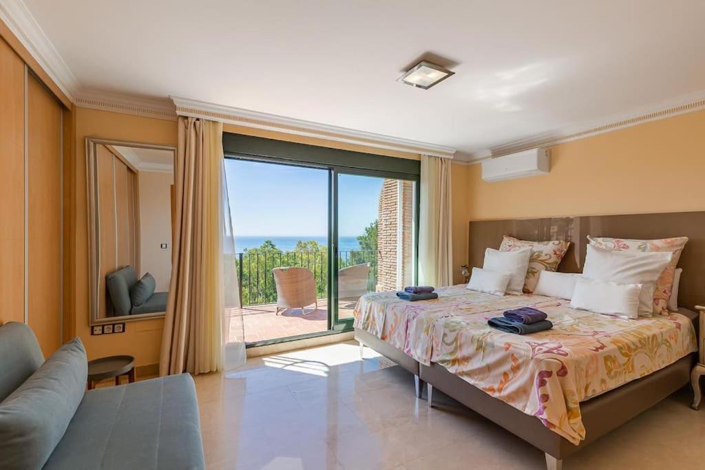 Tranquil 3 Bed With Private Pool + Sea View! Villa *
