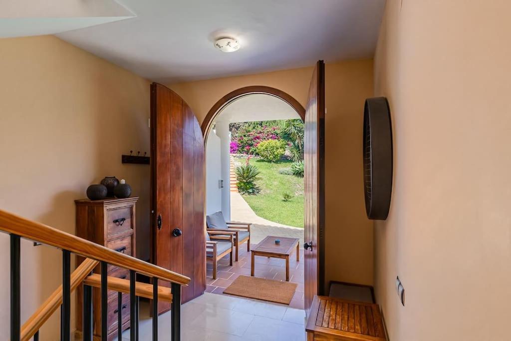Tranquil 3 Bed With Private Pool + Sea View! Villa Benalmádena